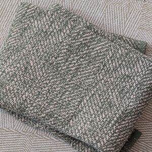 New without Tags Olive Green & Khaki Woven Cotton Throw Accent Rug 4' X 6'